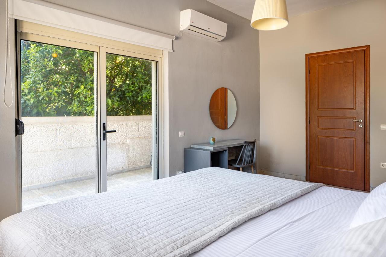 Apartment Queen Electra With Pool And Tennis Court