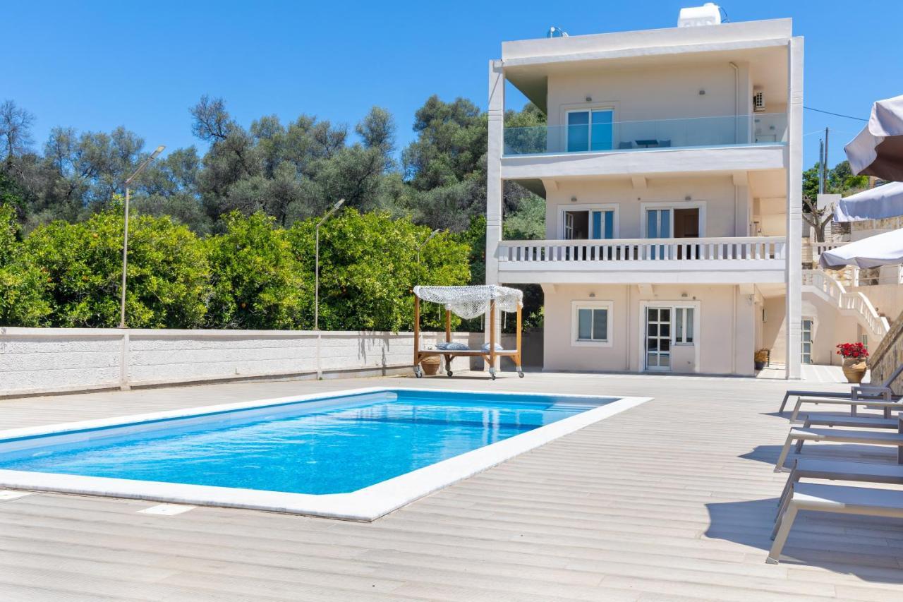 Queen Electra With Pool And Tennis Court Alikianos