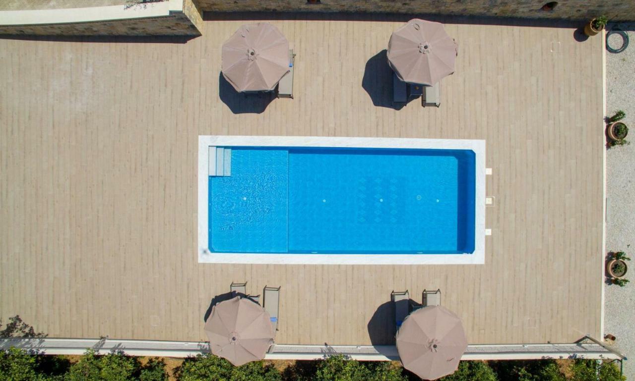 Apartment Queen Electra With Pool And Tennis Court *