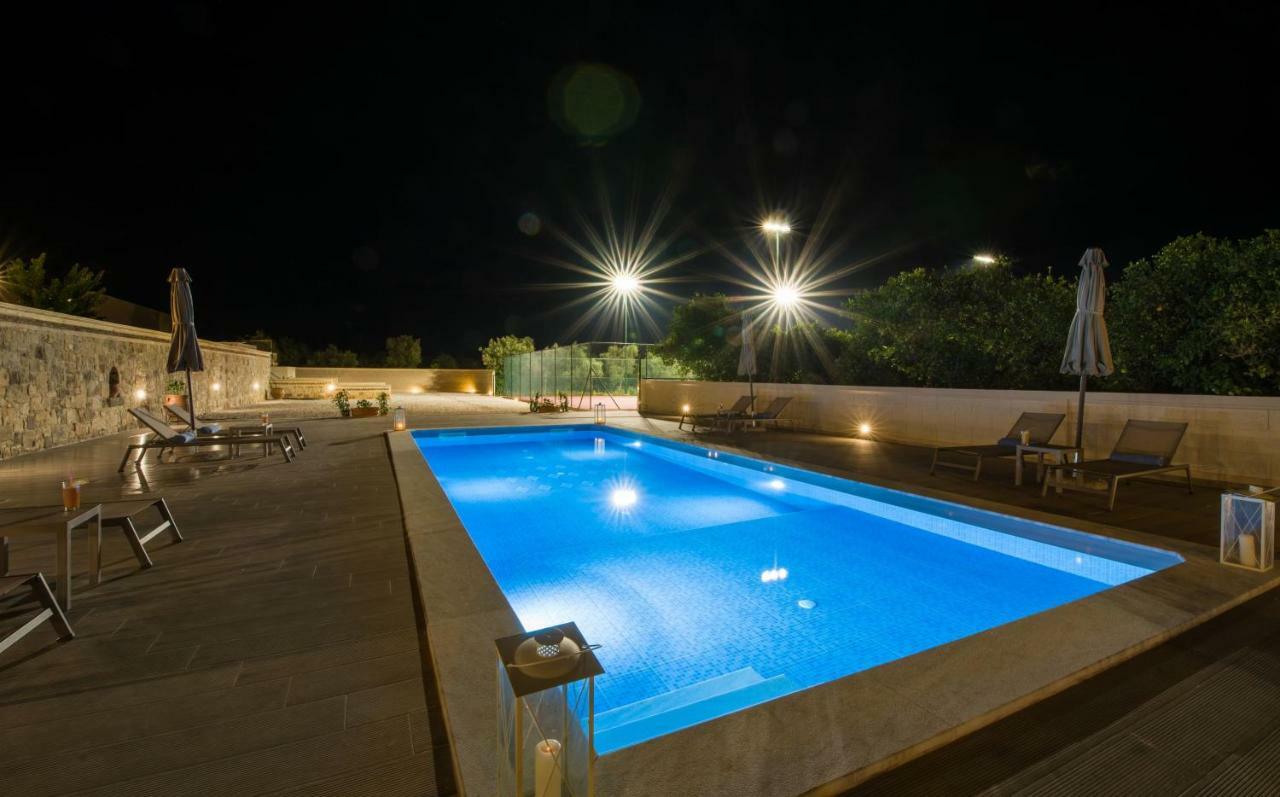Queen Electra With Pool And Tennis Court Alikianos